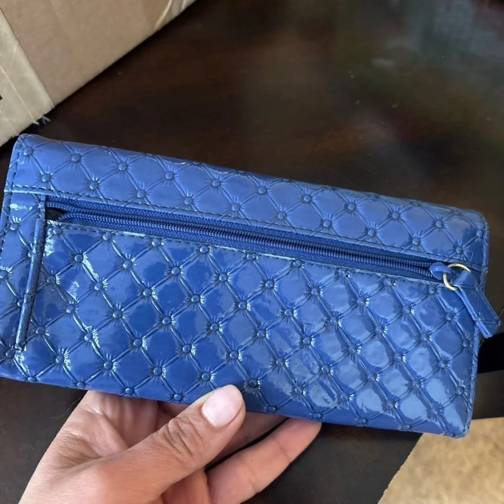 Tahari stylish clutch